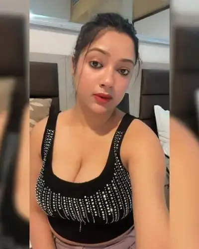 Call Girls Service Gola Gokaran Nath
